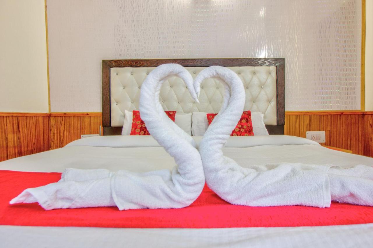 Hotel Royal Manali Luaran gambar