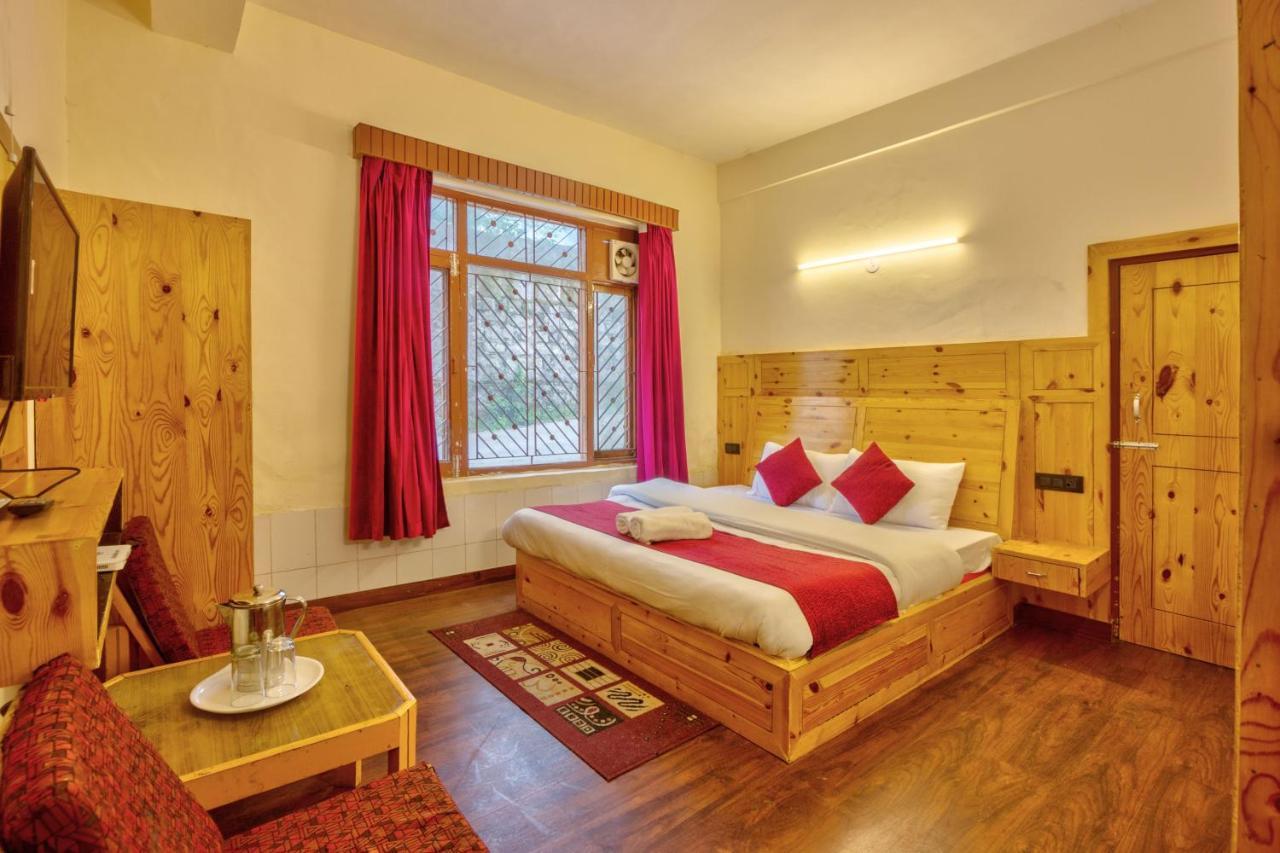Hotel Royal Manali Luaran gambar